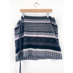 Islandic Design Women's Wool Blend Nordic Knit Skirt size Large Tie Side